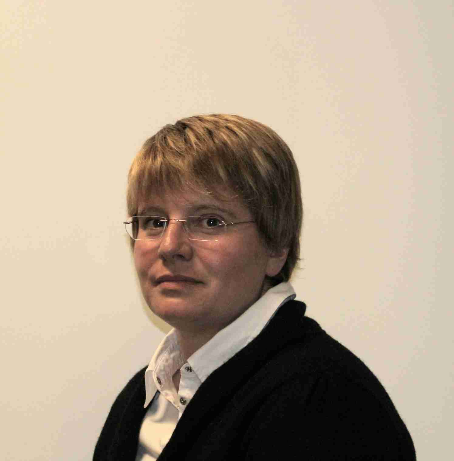 Hlne FREY